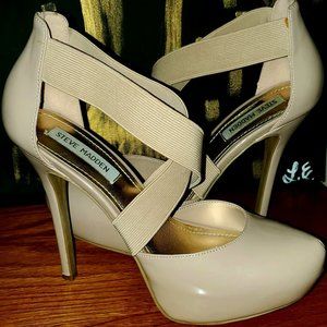 Steve Madden, size 8.5, Tan Heel